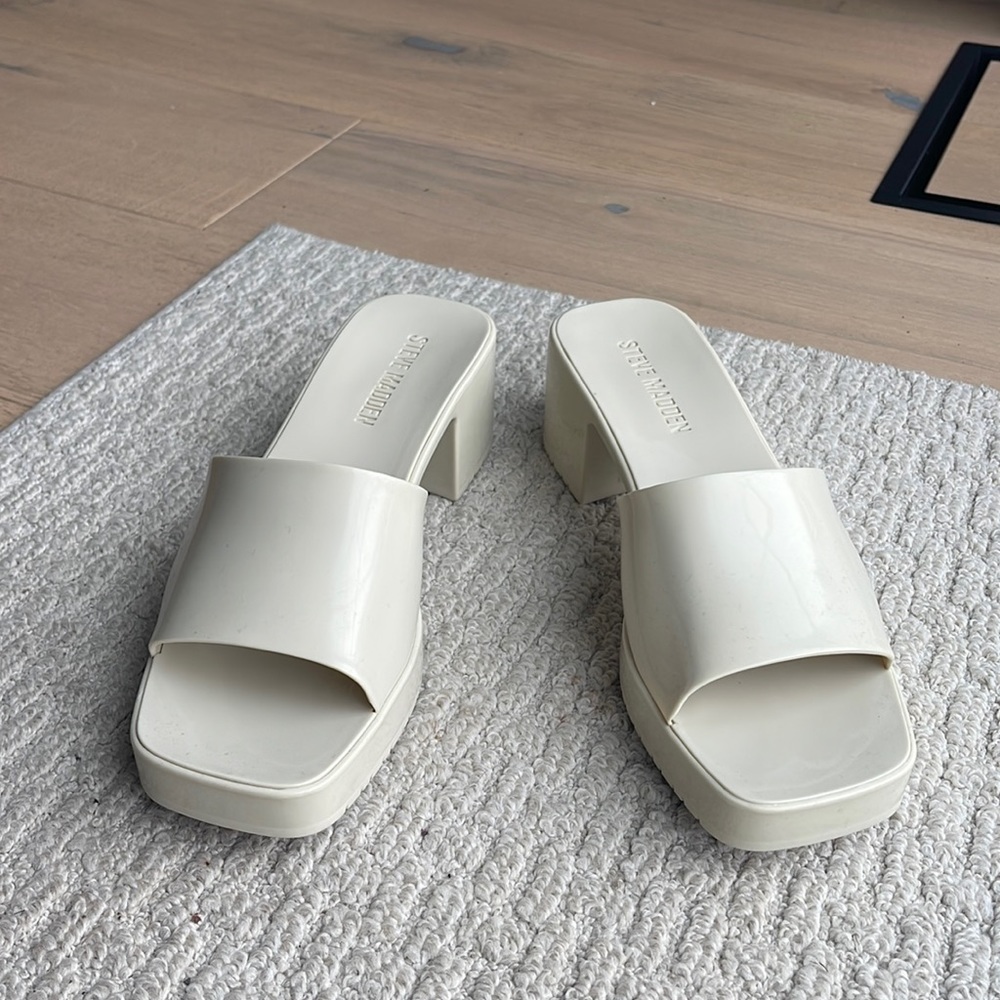 Steve Madden Sandals